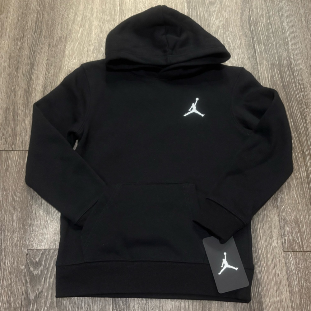 Jordan Boy’s MJ Essentials Pullover Hoodie Size 7